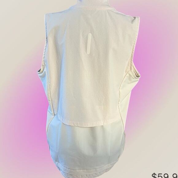 Adidas women’s running vest size M. Cream/ivory color. Full front zip. - Picture 3 of 12